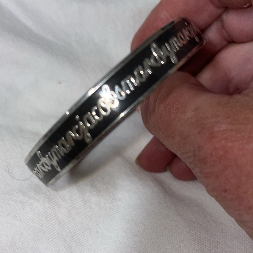 Signed MARC JACOBS silver tone black enamel repeating signature circle bangle 5” - Picture 2 of 3